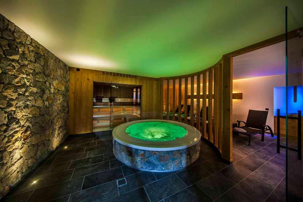 Hotel Garni Broi - Charme & Relax Selva di Val Gardena Exterior foto