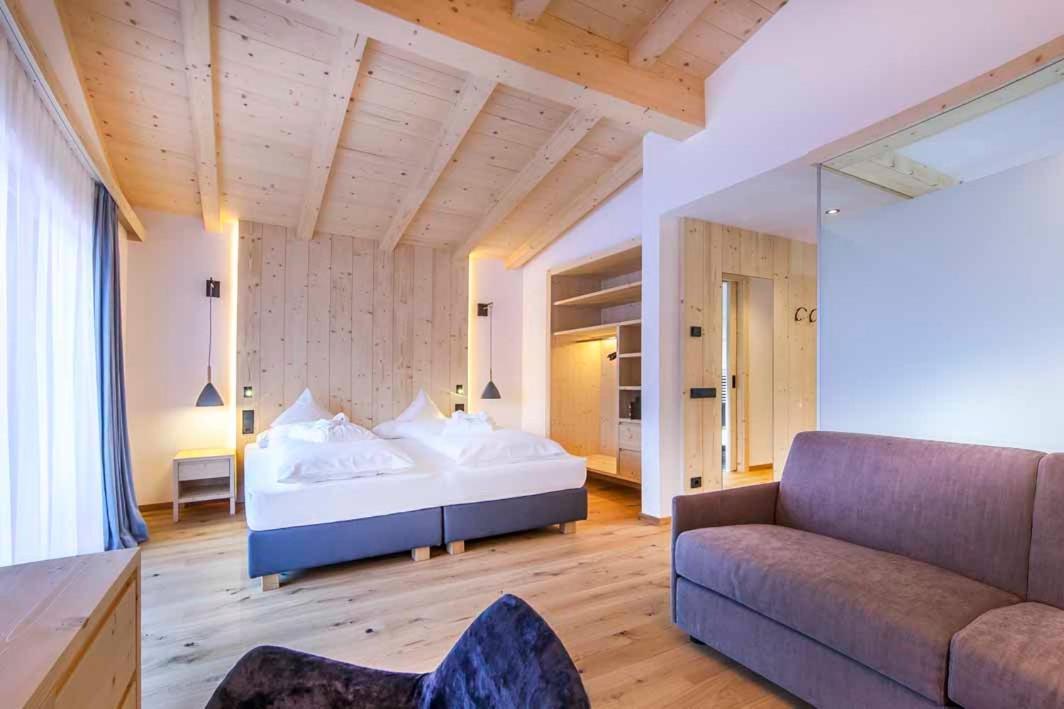 Hotel Garni Broi - Charme & Relax Selva di Val Gardena Exterior foto