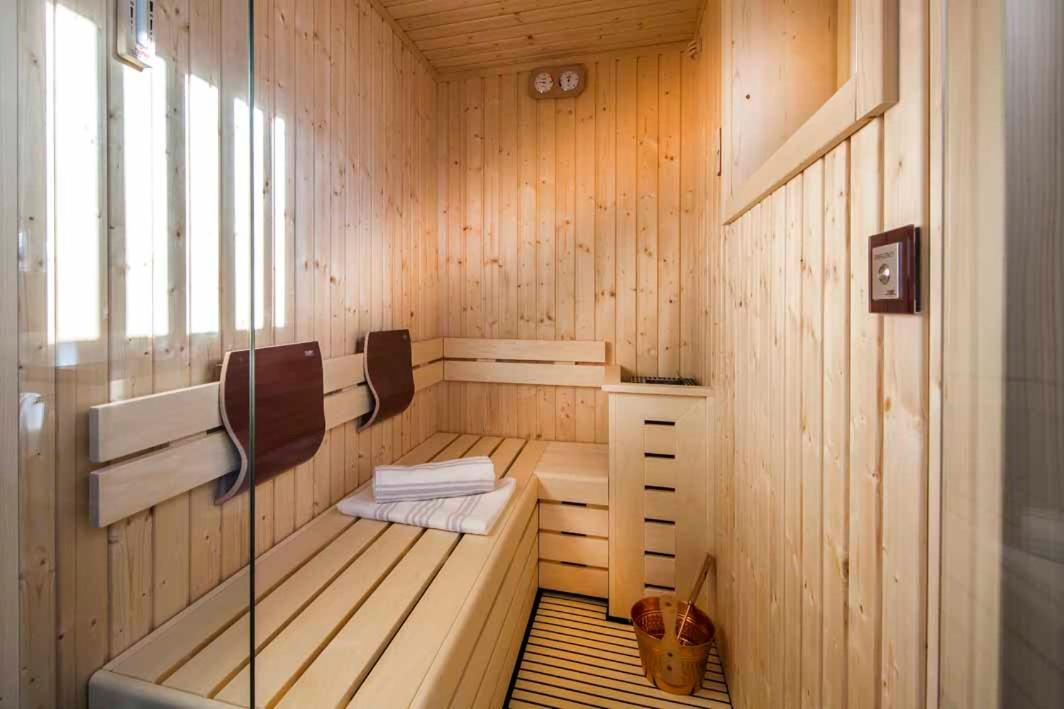 Hotel Garni Broi - Charme & Relax Selva di Val Gardena Exterior foto